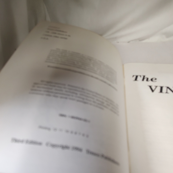 The Vinegar Book by Emily Thacker 1994 PB GC - Picture 4 of 7